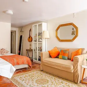 studio-garden.hotels-lisbon-portugal.com/